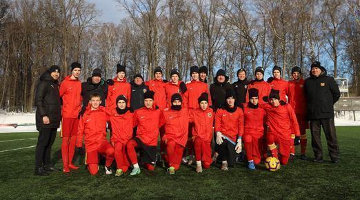 В добрый путь, выпускники!